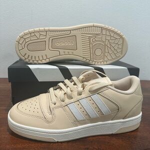 BRAND NEW - NEVER WORN - Adidas Break Start Low Sneakers
